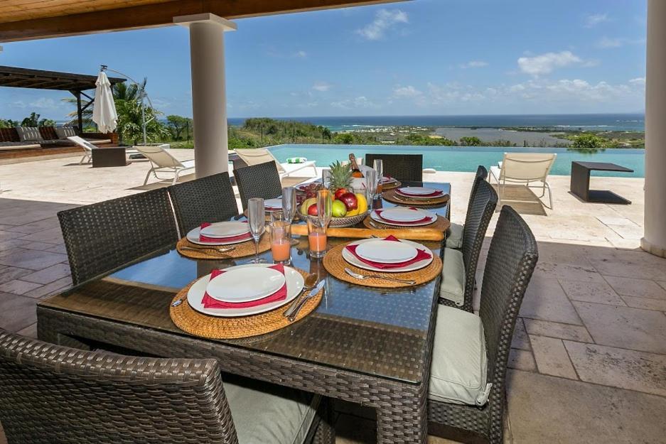 Villa Dolphin Saint Martin Orient Bay Room photo